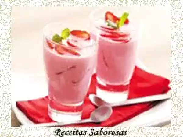Receita Iogurte caseiro de morango