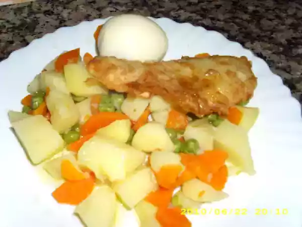 Receita Salada russa com filetes de pescada
