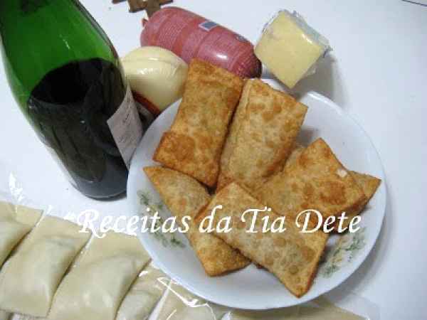 Receita Massa para pastel de feira