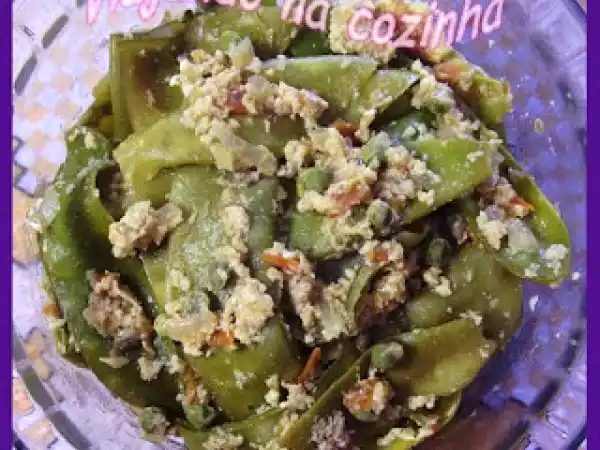 Receita Receita - refogado de ervilha-torta