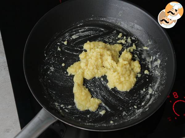 Espinafres ao creme béchamel, gratinados - Preparação Passo 2