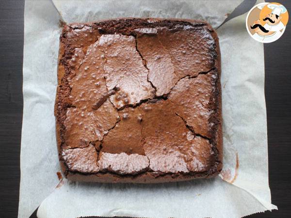 Brownie de chocolate fofinho e cremoso: Receita fácil e rápida - Preparação Passo 6