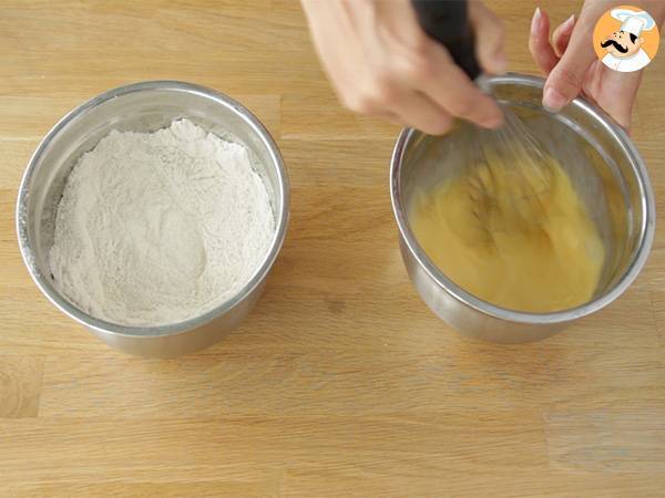 Muffins com pepitas de chocolate, receita Americana - Preparação Passo 1