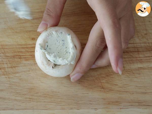 Cogumelos recheados para o aperitivo - Preparação Passo 2