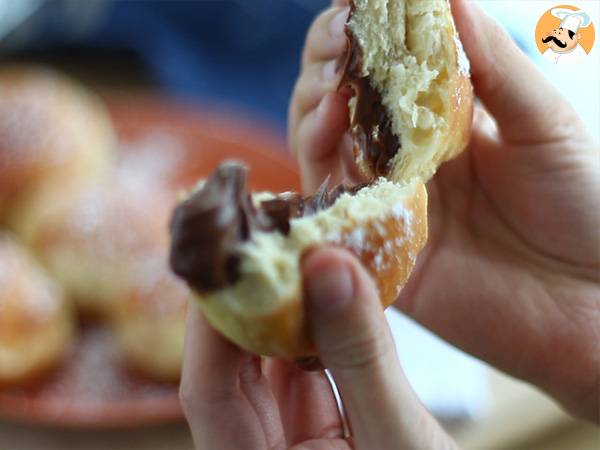 Donuts recheados / Sonhos com chocolate - Preparação Passo 10