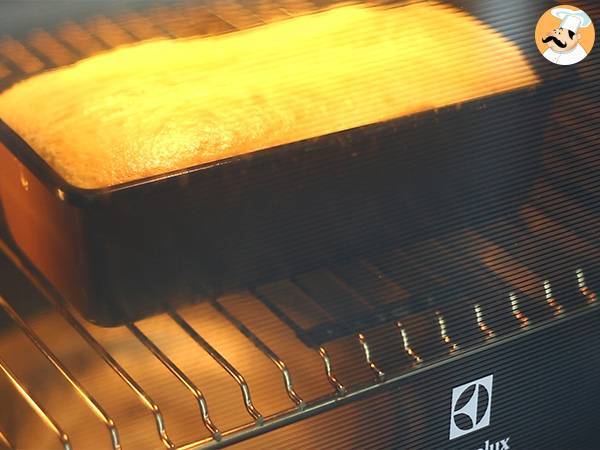 Bolo de leite condensado bem macio - Preparação Passo 3