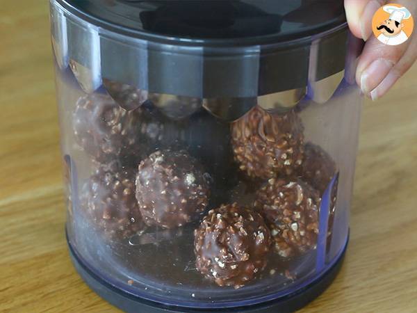 Tronco de Natal, sabor Ferrero Rocher - Preparação Passo 6