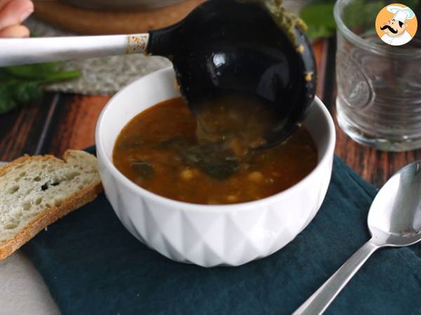 Sopa de grão de bico e espinafre - Preparação Passo 7