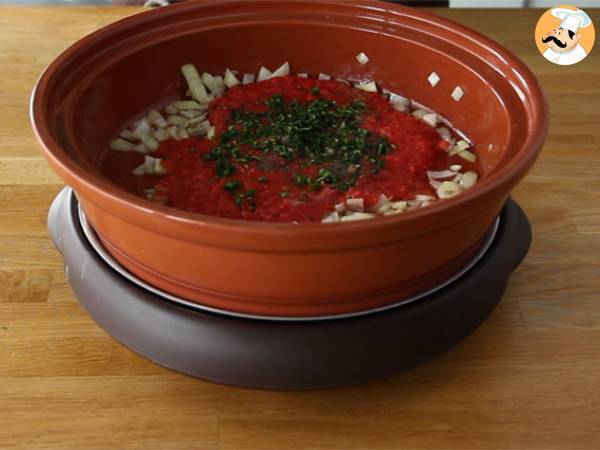 Tagine (tajine) de kafta (almôndegas de carne bem temperadas) - Preparação Passo 1