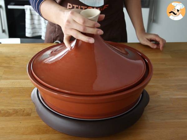 Tagine (tajine) de kafta (almôndegas de carne bem temperadas) - Preparação Passo 6