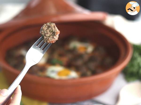 Tagine (tajine) de kafta (almôndegas de carne bem temperadas) - Preparação Passo 8