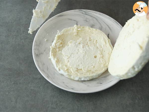 Queijo Brie recheado (damasco e amêndoas) - Preparação Passo 1