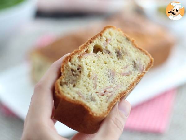 Bolo de azeitonas verdes com queijo e presunto - Preparação Passo 4