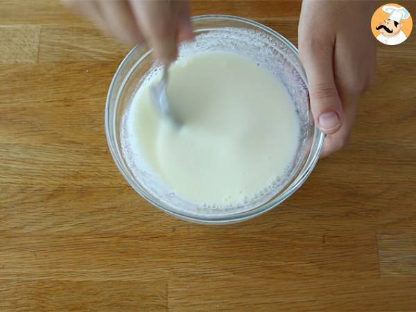 Red velvet cake (ou bolo veludo vermelho) - Preparação Passo 1