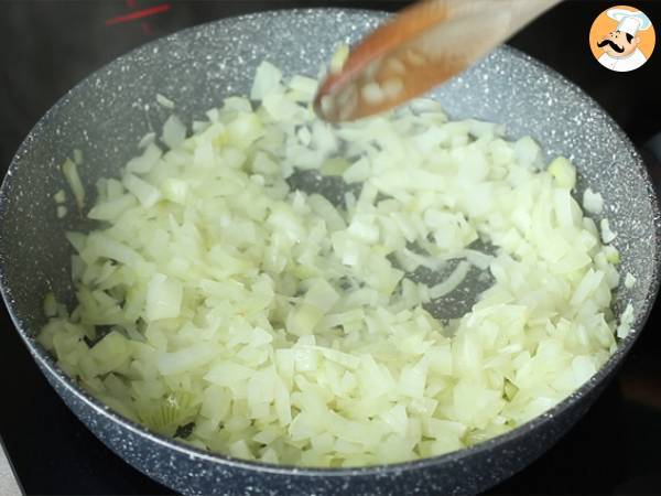 Shakshuka (Ovos com molho de tomate) - Preparação Passo 2