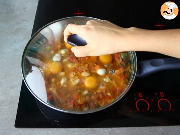 Shakshuka (Ovos com molho de tomate) - Preparação Passo 5