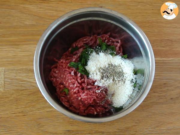 Almôndegas de carne e parmesão - Preparação Passo 1