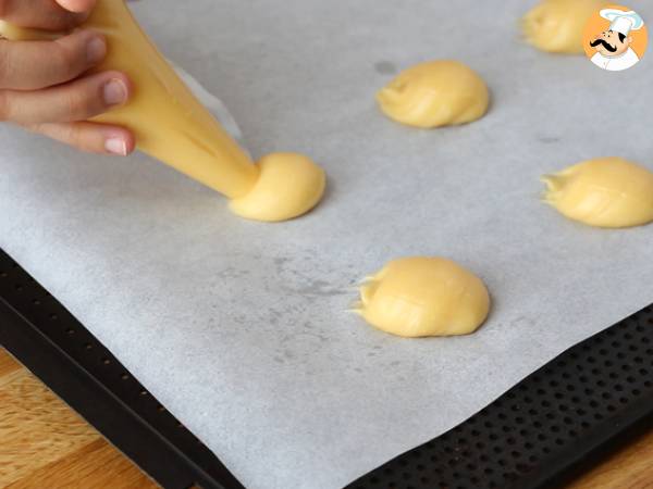 Chouquettes (massa choux com pérolas de açúcar) - Preparação Passo 3