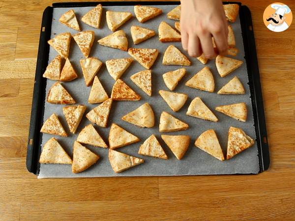 Chips de pão pita, receita express - Preparação Passo 4