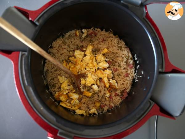 Arroz cantonês na panela de pressão - Preparação Passo 5