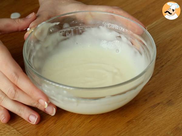 Bundt cake de Páscoa sabor limão e chocolate branco - Preparação Passo 6