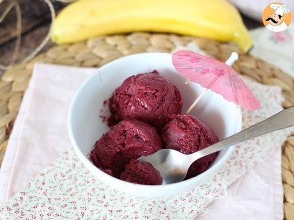 Sorvete vegano de banana e frutas vermelhas. Sem adição de açúcar. - Preparação Passo 3