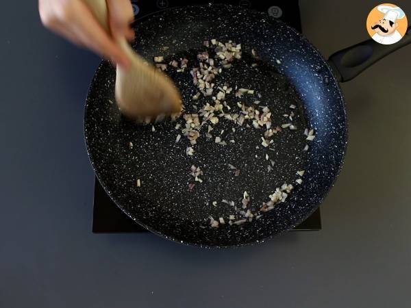 Nasi goreng, a mistura de arroz sem desperdício - Preparação Passo 3