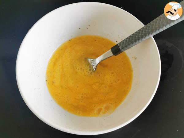 Omelete de queijo, pronta em 5 minutos! - Preparação Passo 2