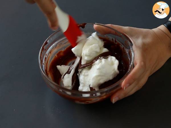 Bolo pudim, sabor chocolate e baunilha - Preparação Passo 7