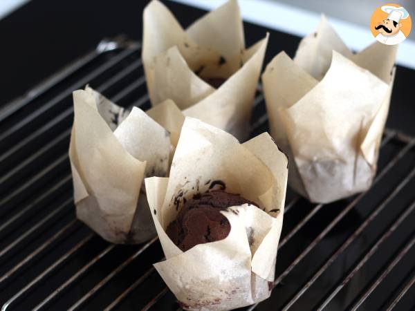 Muffins de chocolate: Uma explosão de sabor em cada mordida! - Preparação Passo 10