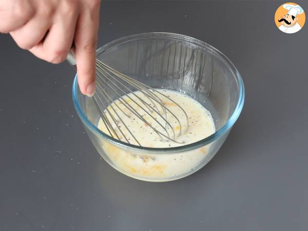 Crinkle cake de tortilhas, recheado com presunto, espinafre e mussarela - Preparação Passo 1