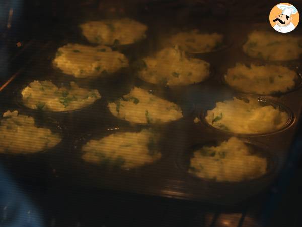 Muffins de batata: acompanhamento perfeito para qualquer ocasião - Preparação Passo 7