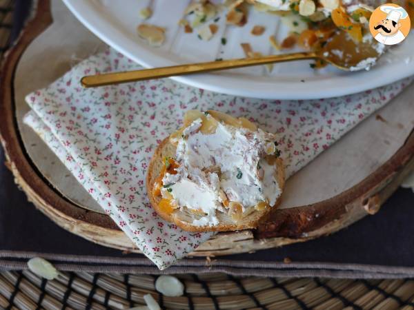 Salame de cream cheese com damasco e amêndoas: o aperitivo perfeito para dias de festas! - Preparação Passo 6