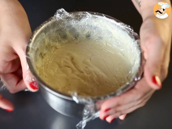 Cruffins recheados com creme e chocolate: a irresistível combinação de croissant e muffin - Preparação Passo 5