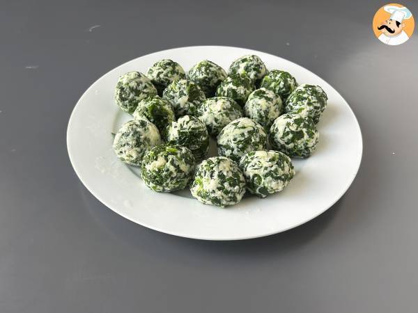 Como fazer Malfatti de espinafre e ricota – receita tradicional italiana - Preparação Passo 6