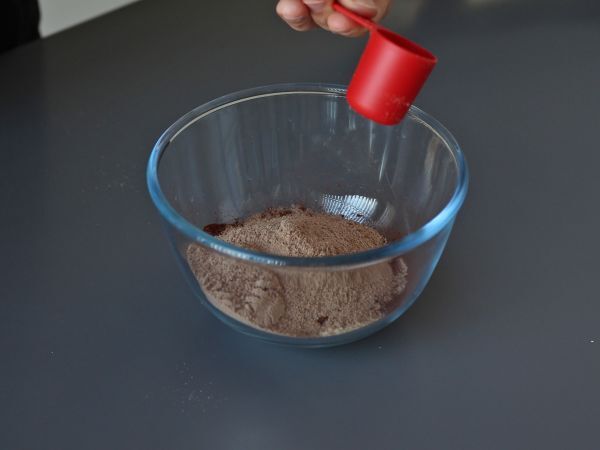 Brownie sem glúten com Whey: rico em proteína e pronto em minutos - Preparação Passo 1
