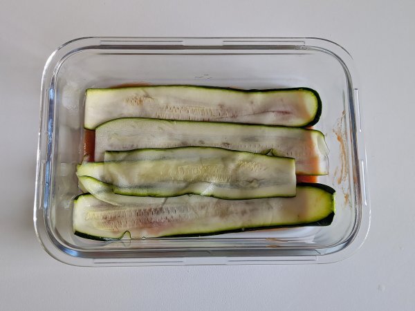 Abobrinha à parmegiana na Air Fryer: receita rápida, leve e super crocante - Preparação Passo 6