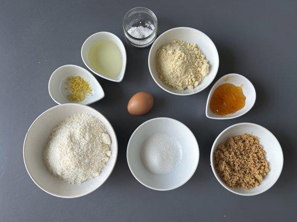Ghriba de coco, o delicioso biscoito marroquino que derrete na boca e não leva farinha! - Preparação Passo 1