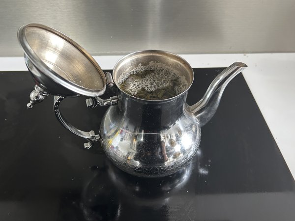 Como preparar o autêntico chá de hortelã marroquino - Preparação Passo 3