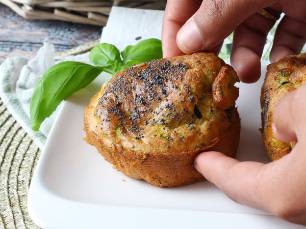 Muffins de abobrinha na Air Fryer: Receita leve e fofinha - Preparação Passo 8
