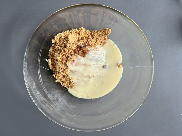 Doce marroquino Rkhama com amendoim e chocolate, fácil e sem forno - Preparação Passo 2