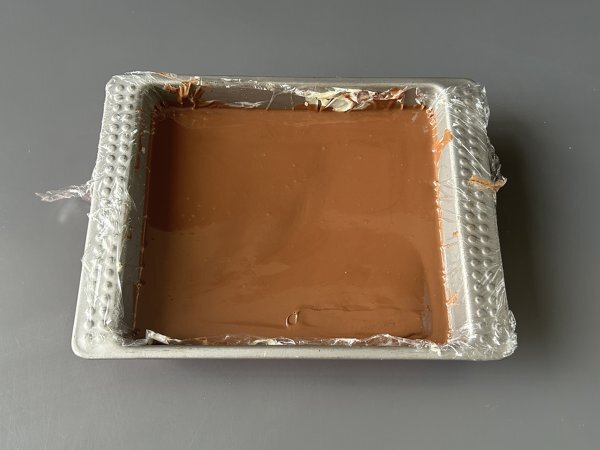 Doce marroquino Rkhama com amendoim e chocolate, fácil e sem forno - Preparação Passo 6