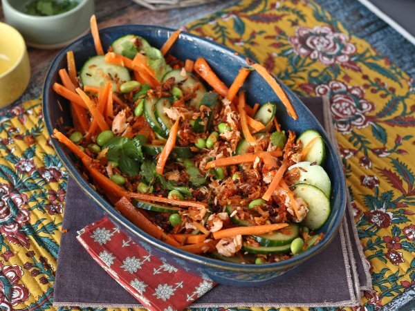 Salada de arroz crocante com salmão e toque picante - Preparação Passo 8