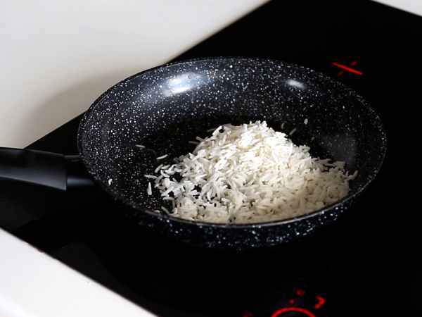 Omelete com arroz crocante: leve, nutritivo e surpreendente - Preparação Passo 1