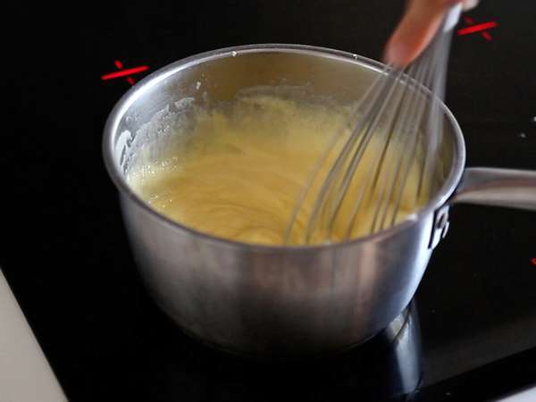 Tiramisù de limão: uma versão revisitada do clássico italiano, mais refrescante e irresistível - Preparação Passo 2