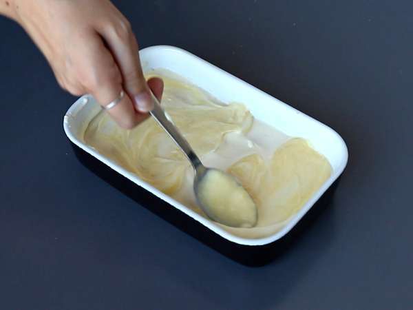 Tiramisù de limão: uma versão revisitada do clássico italiano, mais refrescante e irresistível - Preparação Passo 9