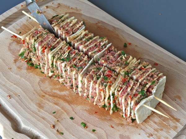 Espetinhos kebab de tortilha com carne moída: um mil-folhas salgado e cheio de sabor - Preparação Passo 10