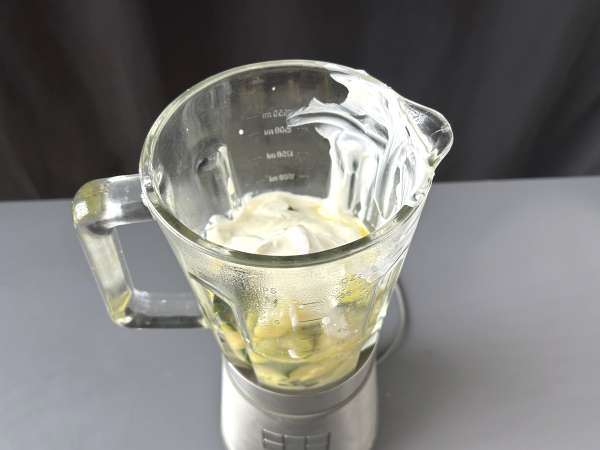 Creme de curgete (abobrinha) com maçã verde e iogurte pronta em 30 minutos - Preparação Passo 5