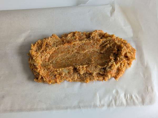 Bolo salgado de abóbora com cogumelos e queijo: sabor e conforto em cada fatia - Preparação Passo 8