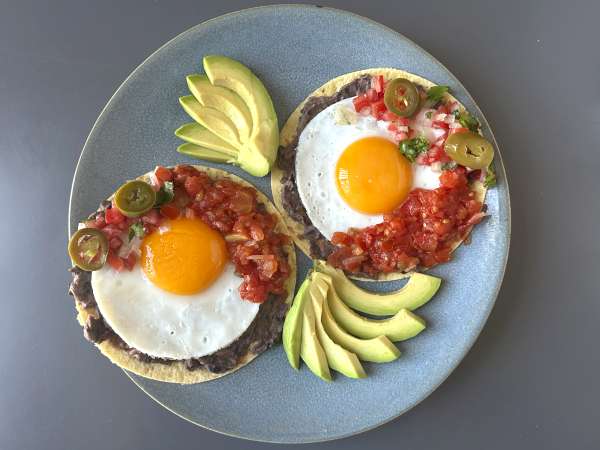 Huevos rancheros: a receita mexicana icônica e saborosa - Preparação Passo 10